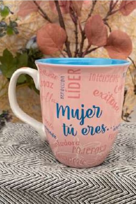Taza amada y bendecida Dios me ama 14 oz